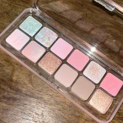 Палетка теней для век. CLIO pro eye palette air в Санкт-Петербурге фото 5