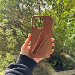 чехол для 15pro max по 250₽