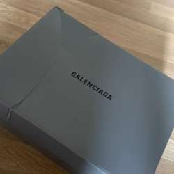 Кроссовки Balenciaga  в Артеме