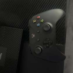 Продам Xbox one в Канске