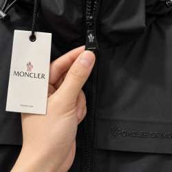 Куртка Moncler в Санкт-Петербурге фото 4