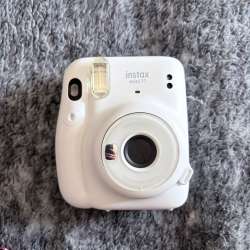 Polaroid instax mini 11