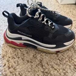 Кроссовки BALENCIAGA , 39 размер в Находке фото 4