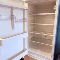 Продам холодильник в Новочеркасске