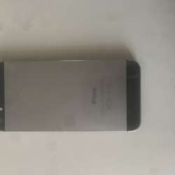 iPhone 5s со скидкой отдам за 2200-2000