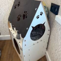 Домик для кошек
