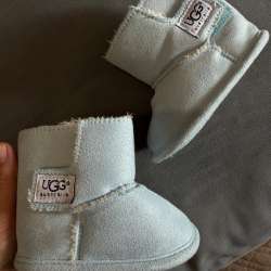 UGG для малышей демисезонные