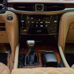 Продам Lexus LX570 в Уссурийске фото 7