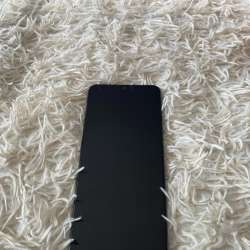 Продаю телефон Realme  128 гб