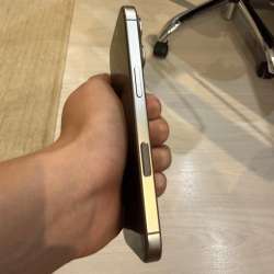 iPhone 16 pro в Тюмени фото 6