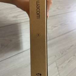 Графический планшет One by Wacom Medium (CTL-472/M) с пером