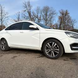 Продаю Lada vesta 1.8 в Москве фото 8