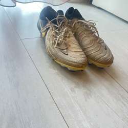 Бутсы Nike Phantom