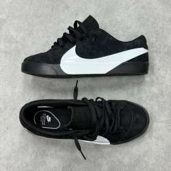 Кроссовки Nike Blazer
