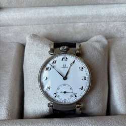 Продам антикварные часы omega 1931 г выпуска в Оренбурге