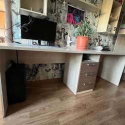 продам мебель, двухэтажная кровать, стол на двоих, шкаф в Сибае фото 8
