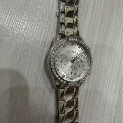 Часы GUESS