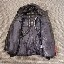 Пуховик Canada Goose в Москве