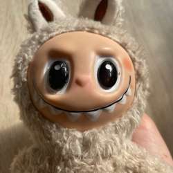 Игрушка лабубу