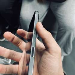 iPhone 17 в Челябинске фото 4