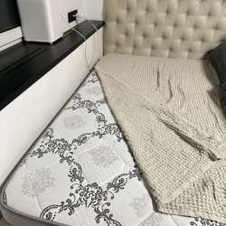 Кровать двухспальная с матрасом 140*200 в Санкт-Петербурге фото 3