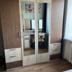 продам мебель, двухэтажная кровать, стол на двоих, шкаф в Сибае фото 5