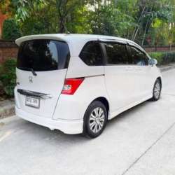 Honda Freed 2010 фото 6