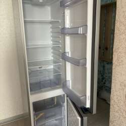 Продам холодильник в Тюмени