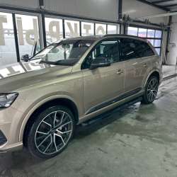 Продам AUDI Q7  чистый немец