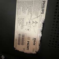 Телевизор PHILIPS 42 дюйма модель написана на фото в Томилино