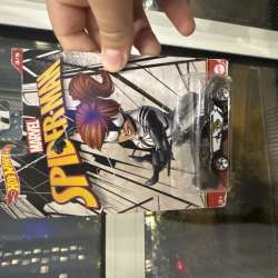 Машинка Hotwheels