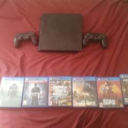 Продам PlayStation 4 фото 3