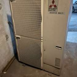 Продаю мультисплит-систему Mitsubishi Electric 2006
