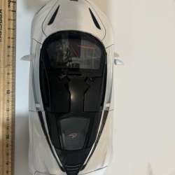 Машинка металлическая 1:24 McLaren в Москве