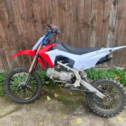 MotoLand apex 126