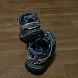 Balenciaga Track 1 в Омске