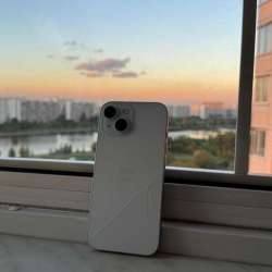iPhone 15