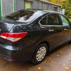 Nissan Almera