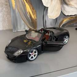 Porsche Carrera GT — коллекционная модель 1:18 в Кудрово фото 4