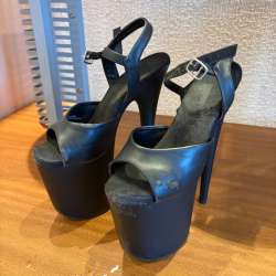 Стрипы Pleaser