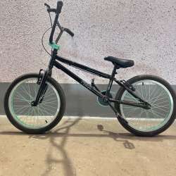 Трюковой велосипед bmx