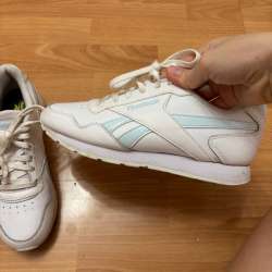 Кроссовки reebok женские 36