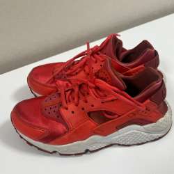 Кроссовки Nike в Красногорске
