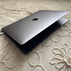 MacBook