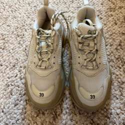 Кроссовки BALENCIAGA triple s