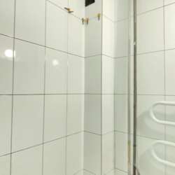 Укладка кафеля санузлов под ключ 89011369405 в Кызыле фото 4