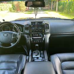 TOYOTA LAND CRUISER 200 в Москве фото 5