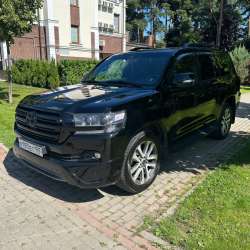 TOYOTA LAND CRUISER 200