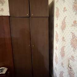 Продается 2 шкафа. 1000 рублей. Самовывоз в Ливнах
