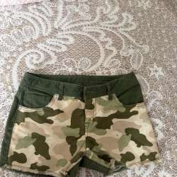 Джинсовые мини шорты
